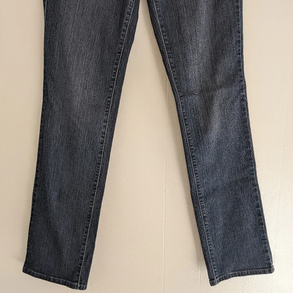 Levi's 505 Straight Jeans - Picture 4 of 8